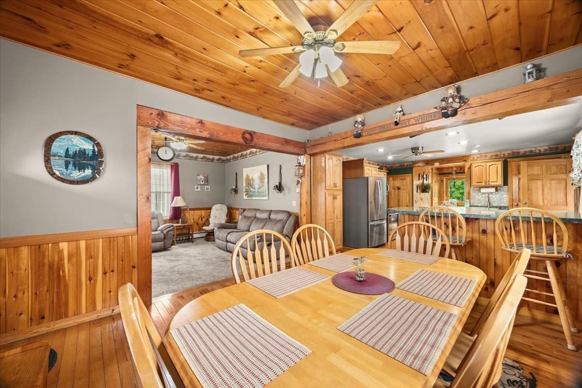 Single Family Residence at 898 Church Street, New Bedford MA 02745, New Bedford, photo 9 of 42