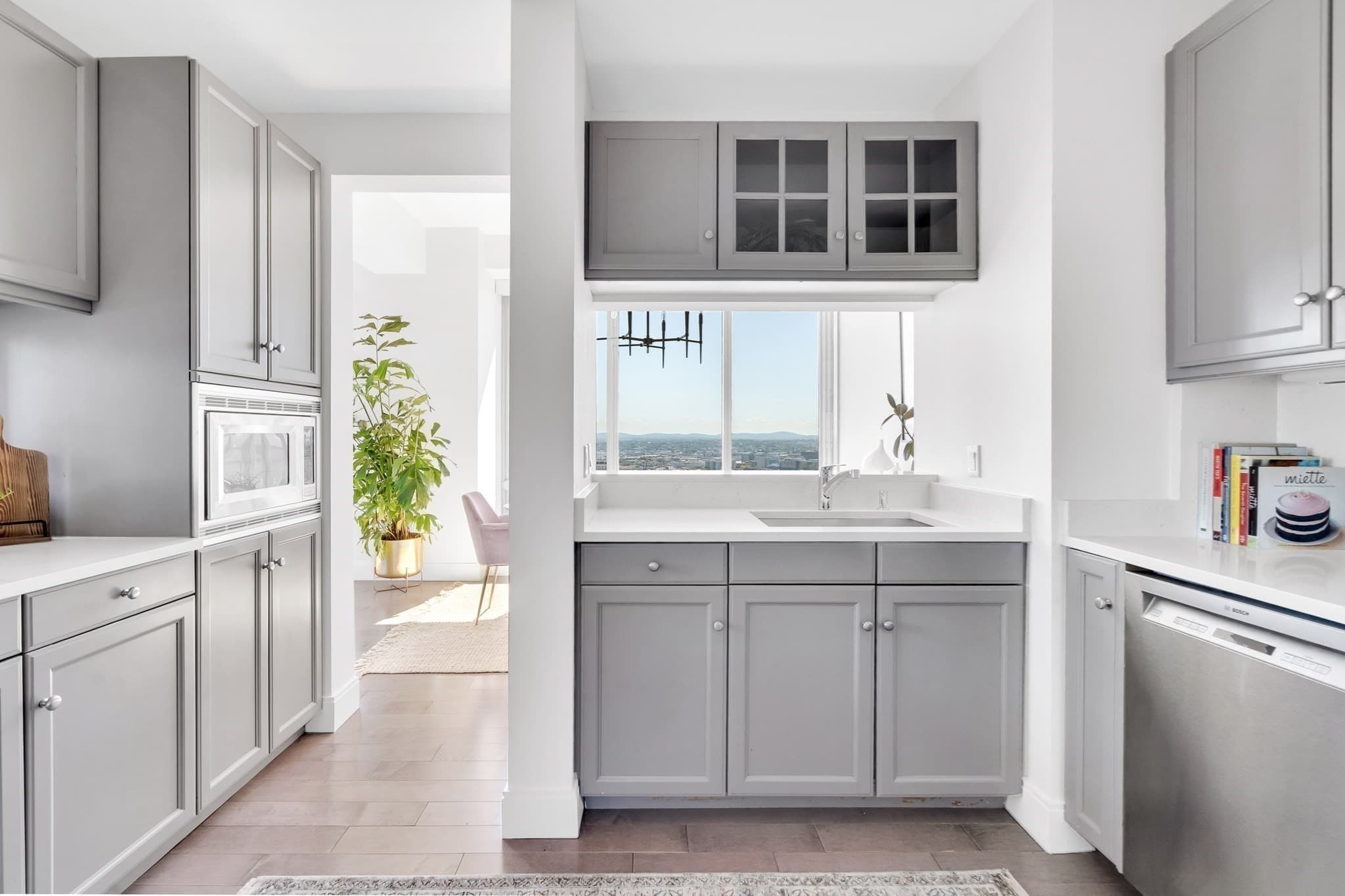 Condominium at 2 Avery Street # 35H, Boston MA 02111, Boston, photo 5 of 17
