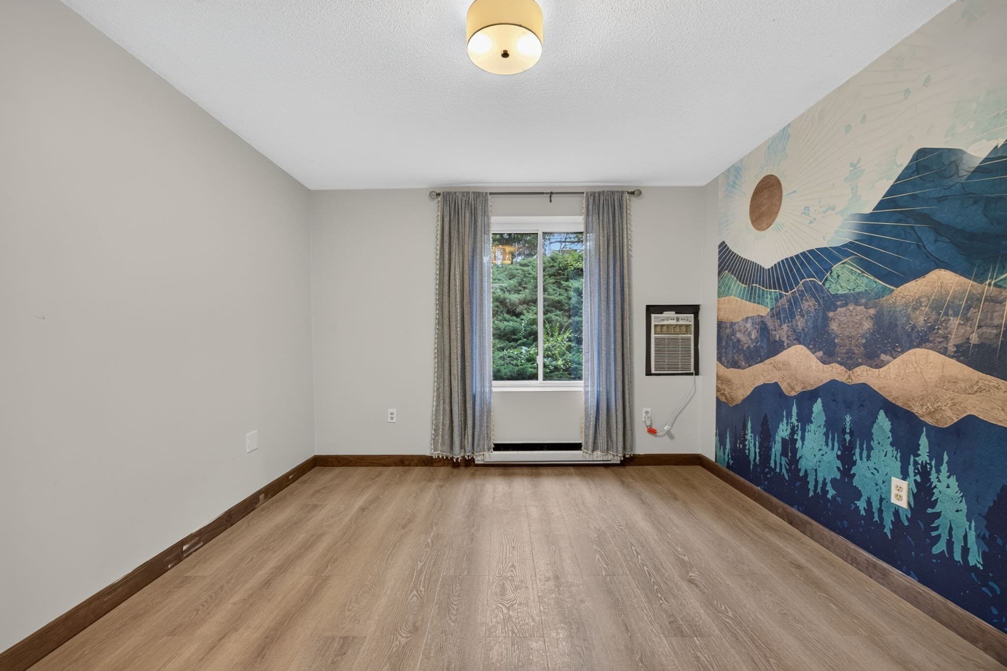 Condominium at 61 Wright # 105, Stoneham MA 02180, Stoneham, photo 13 of 28