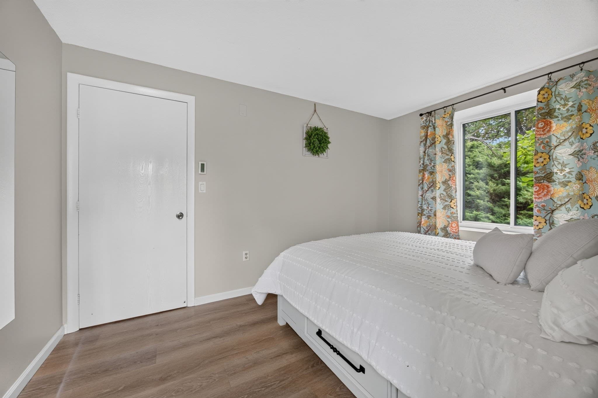 Condominium at 61 Wright # 105, Stoneham MA 02180, Stoneham, photo 5 of 28