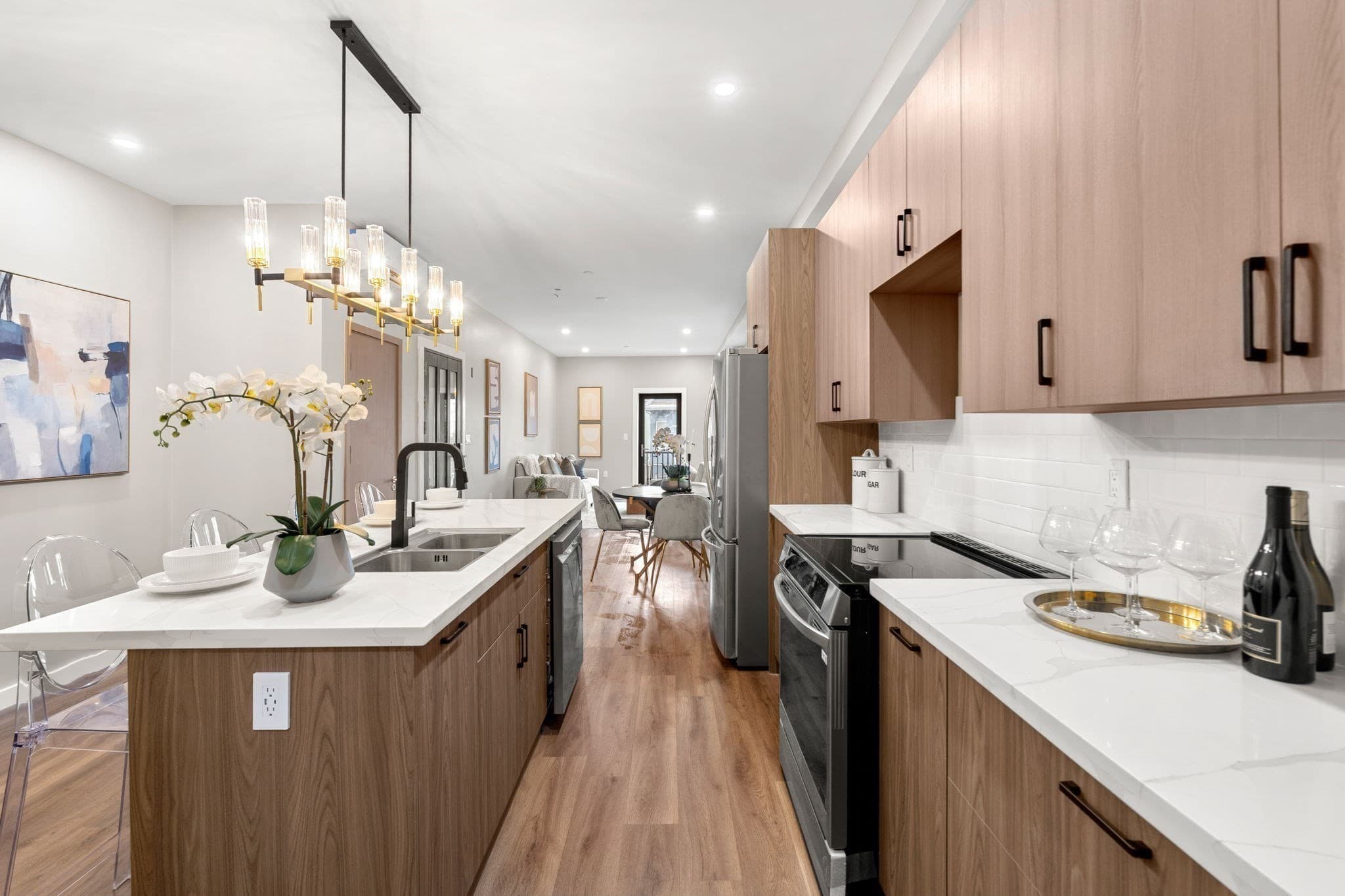 14 Schuyler # 3, Boston MA 02121