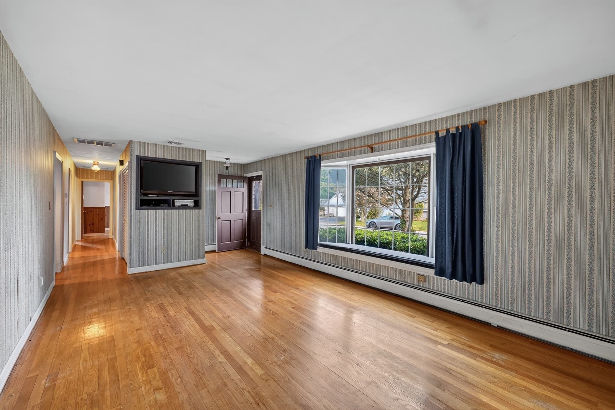 Single Family Residence at 36 Beechwood Dr, Dartmouth MA 02748, Dartmouth, photo 15 of 35