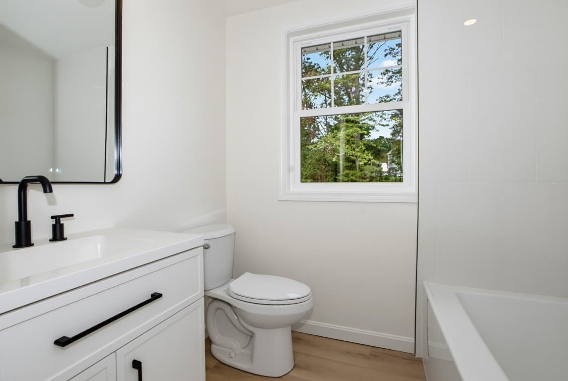 Single Family Residence at 33 Cheryl Ln, Holliston MA 01746, Holliston, photo 16 of 32