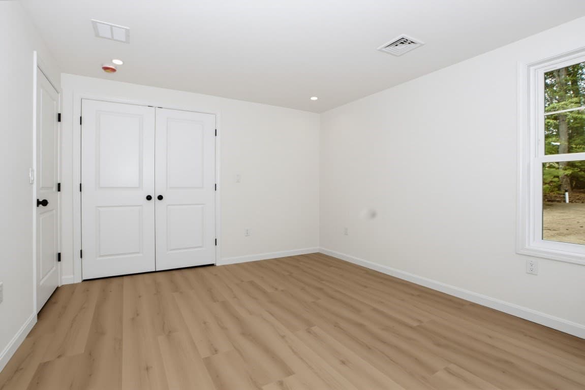 Single Family Residence at 33 Cheryl Ln, Holliston MA 01746, Holliston, photo 20 of 32