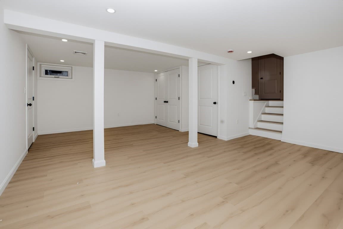 Single Family Residence at 33 Cheryl Ln, Holliston MA 01746, Holliston, photo 29 of 32