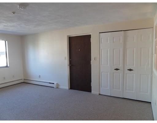 Condominium at 30A Colonial Drive # 6, Andover MA 01810, Andover, photo 5 of 14
