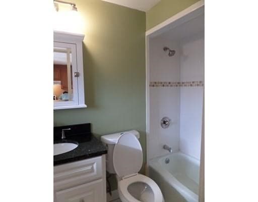 Condominium at 30A Colonial Drive # 6, Andover MA 01810, Andover, photo 8 of 14