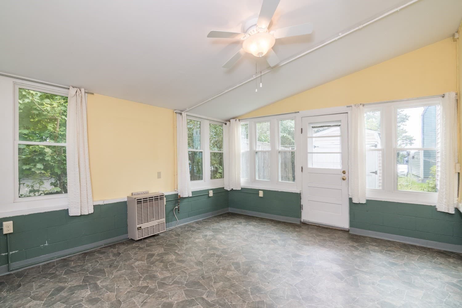 2 Family - 2 Units Up/Down at 59 North St, Northampton MA 01060, Northampton, photo 27 of 42