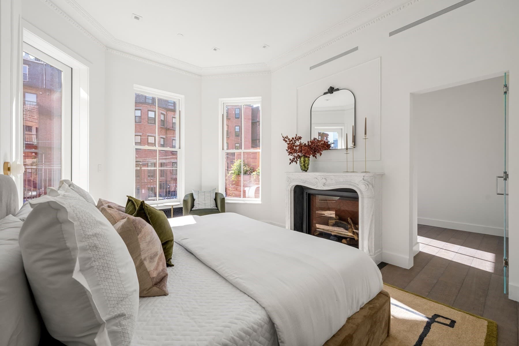 Condominium at 262 Commonwealth Ave # 1A, Boston MA 02116, Boston, photo 13 of 40