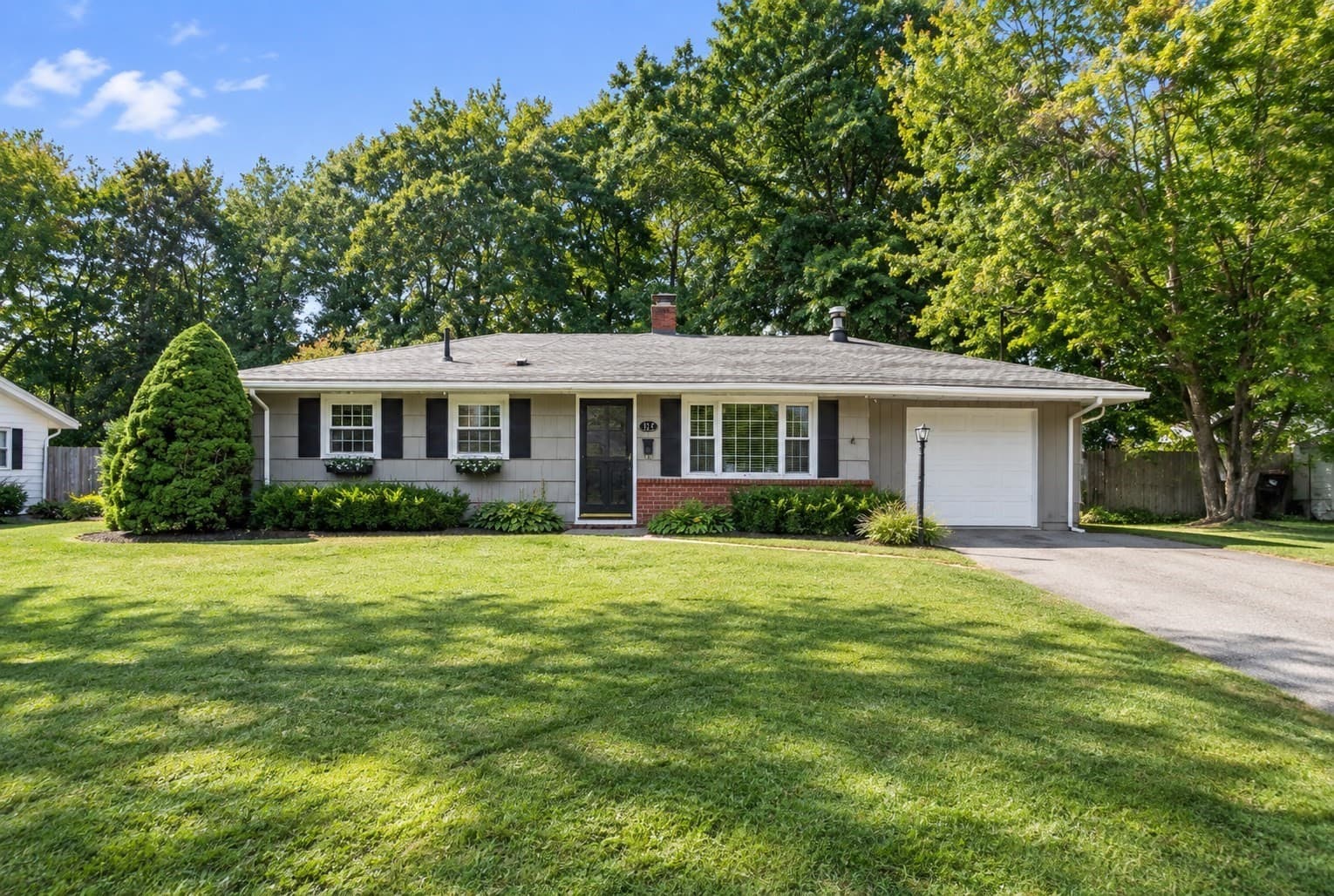 122 Elsie Rd, Brockton MA 02302