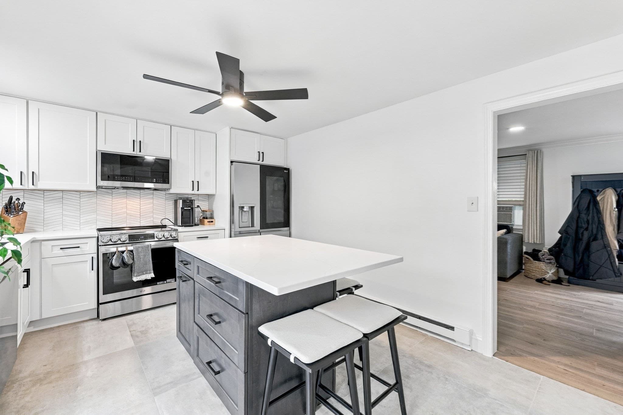 Condominium at 21 Orchard Ave # B, Haverhill MA 01830, Haverhill, photo 6 of 34