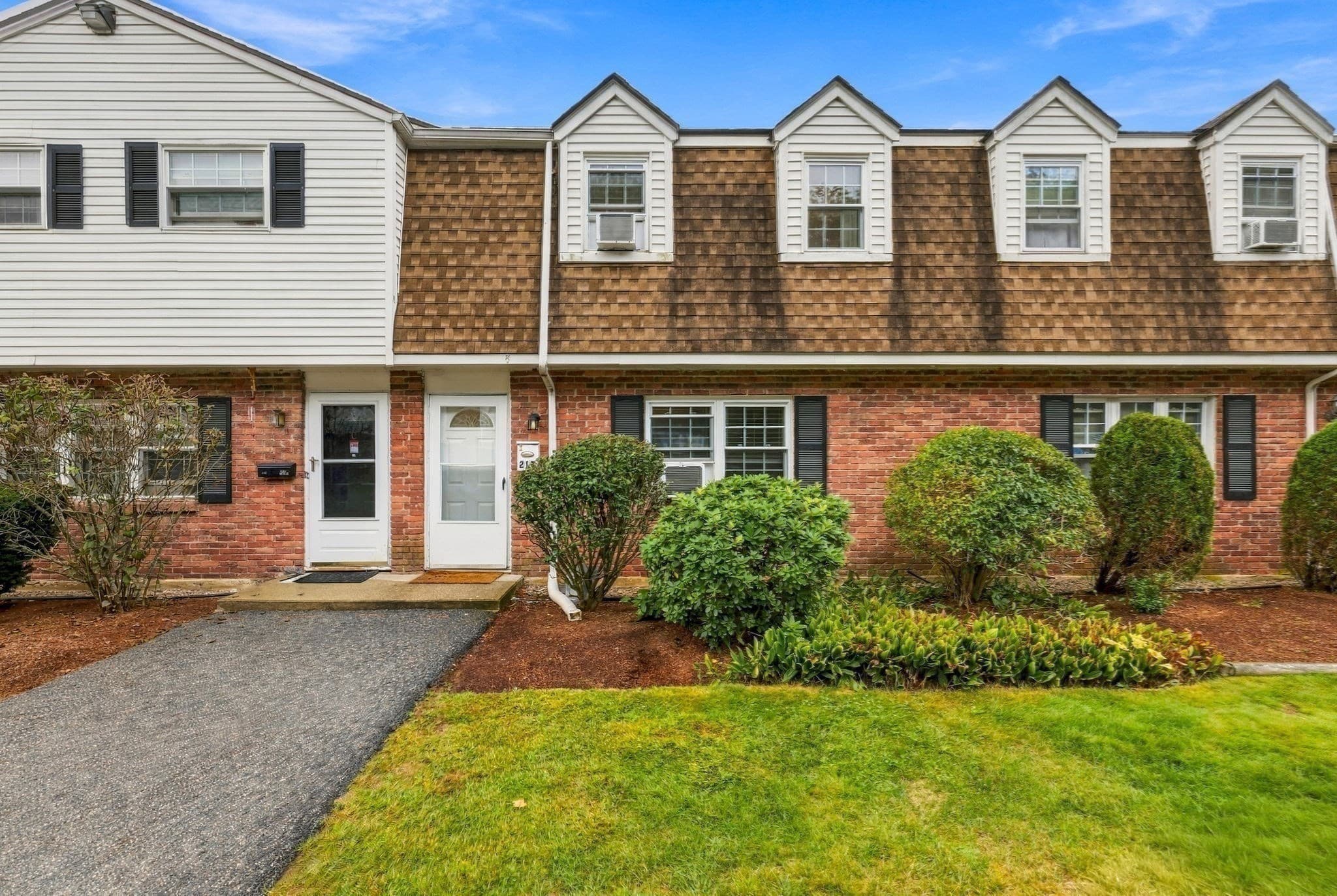 Condominium at 21 Orchard Ave # B, Haverhill MA 01830, Haverhill, photo 32 of 34