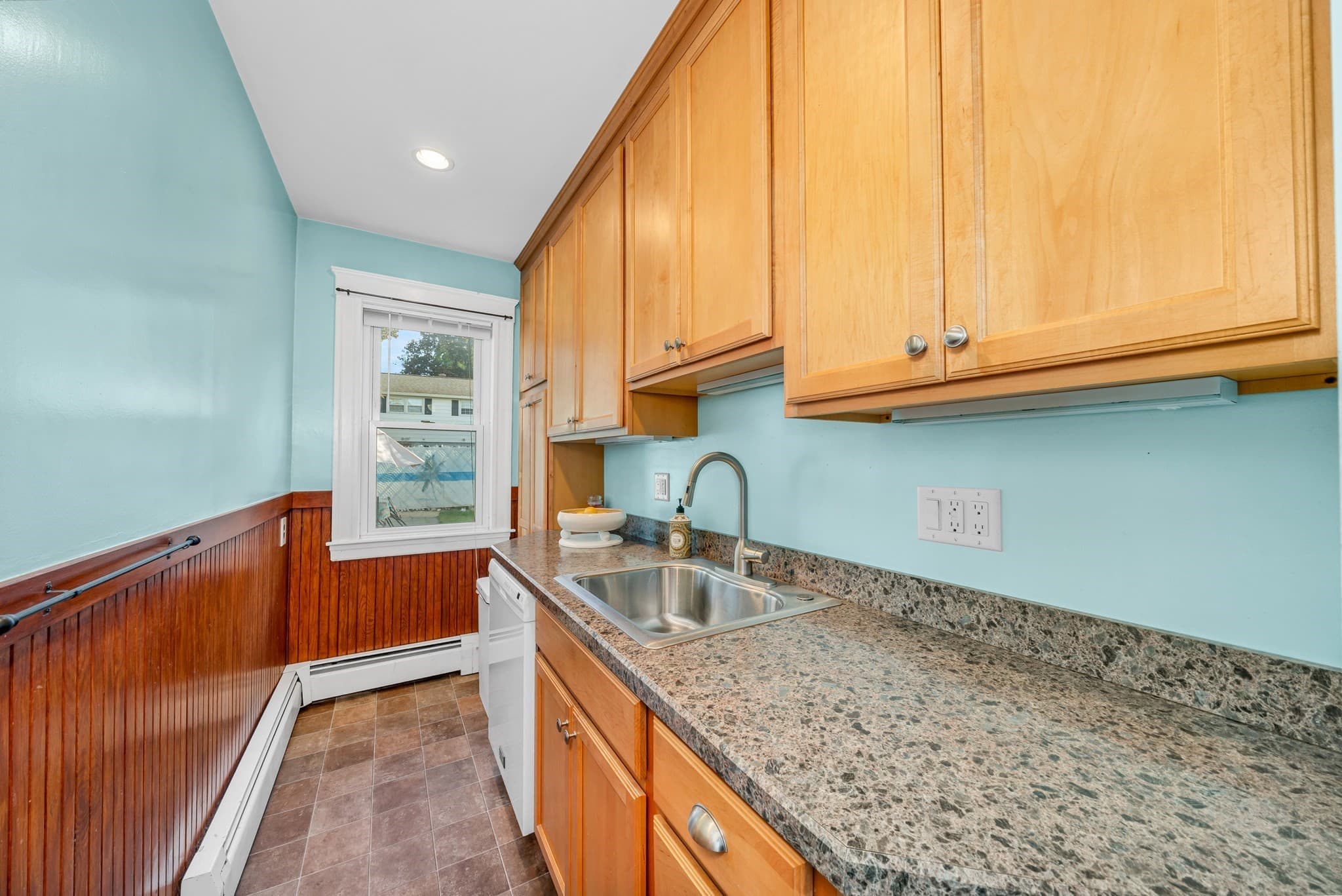 2 Family - 2 Units Up/Down at 74-76 Sylvester Street, Lawrence MA 01843, Lawrence, photo 13 of 42