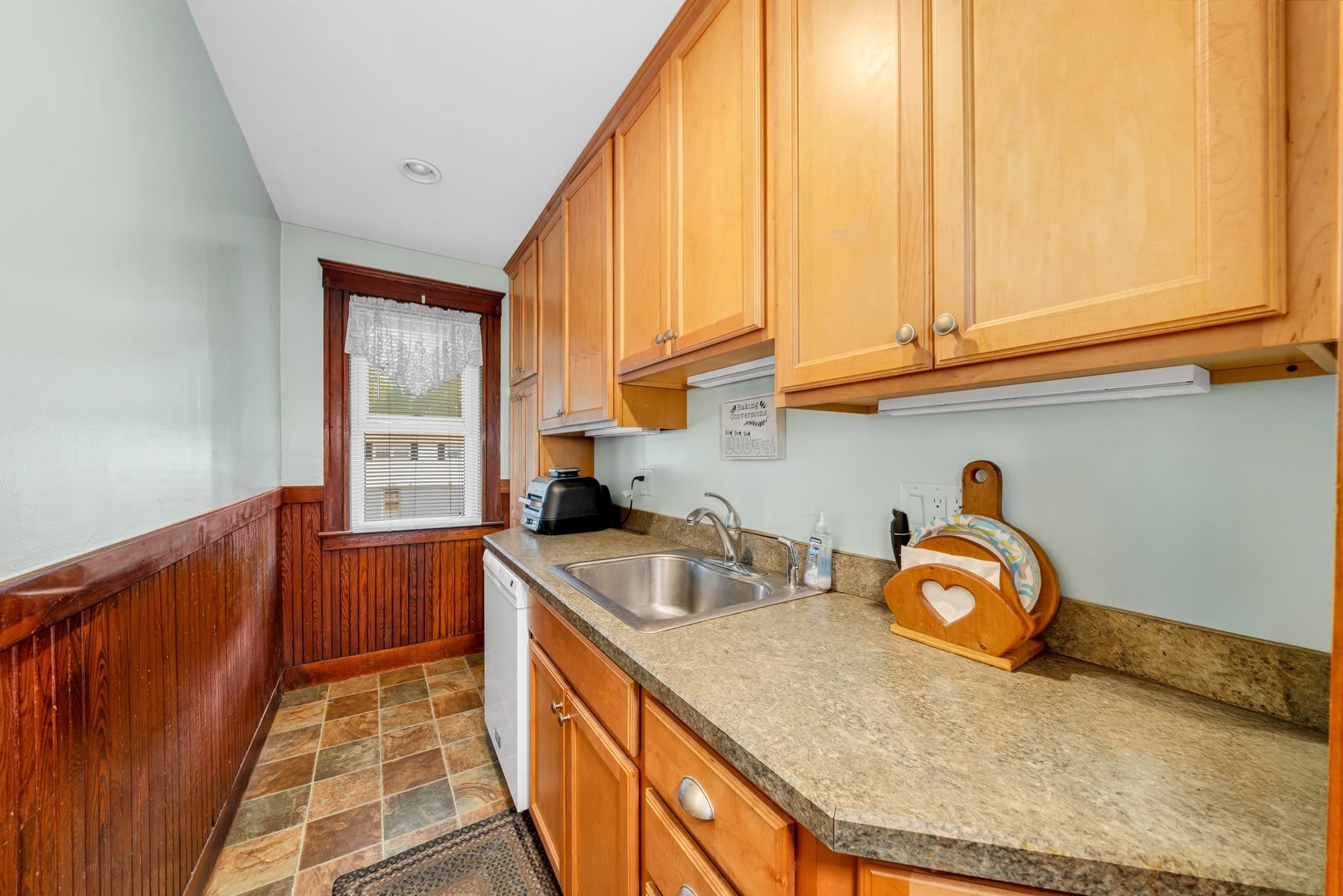 2 Family - 2 Units Up/Down at 74-76 Sylvester Street, Lawrence MA 01843, Lawrence, photo 29 of 42