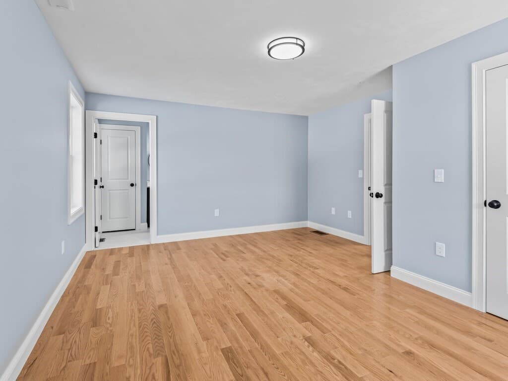 Single Family Residence at 271a Harrington Way, Worcester MA 01604, Worcester, photo 7 of 37