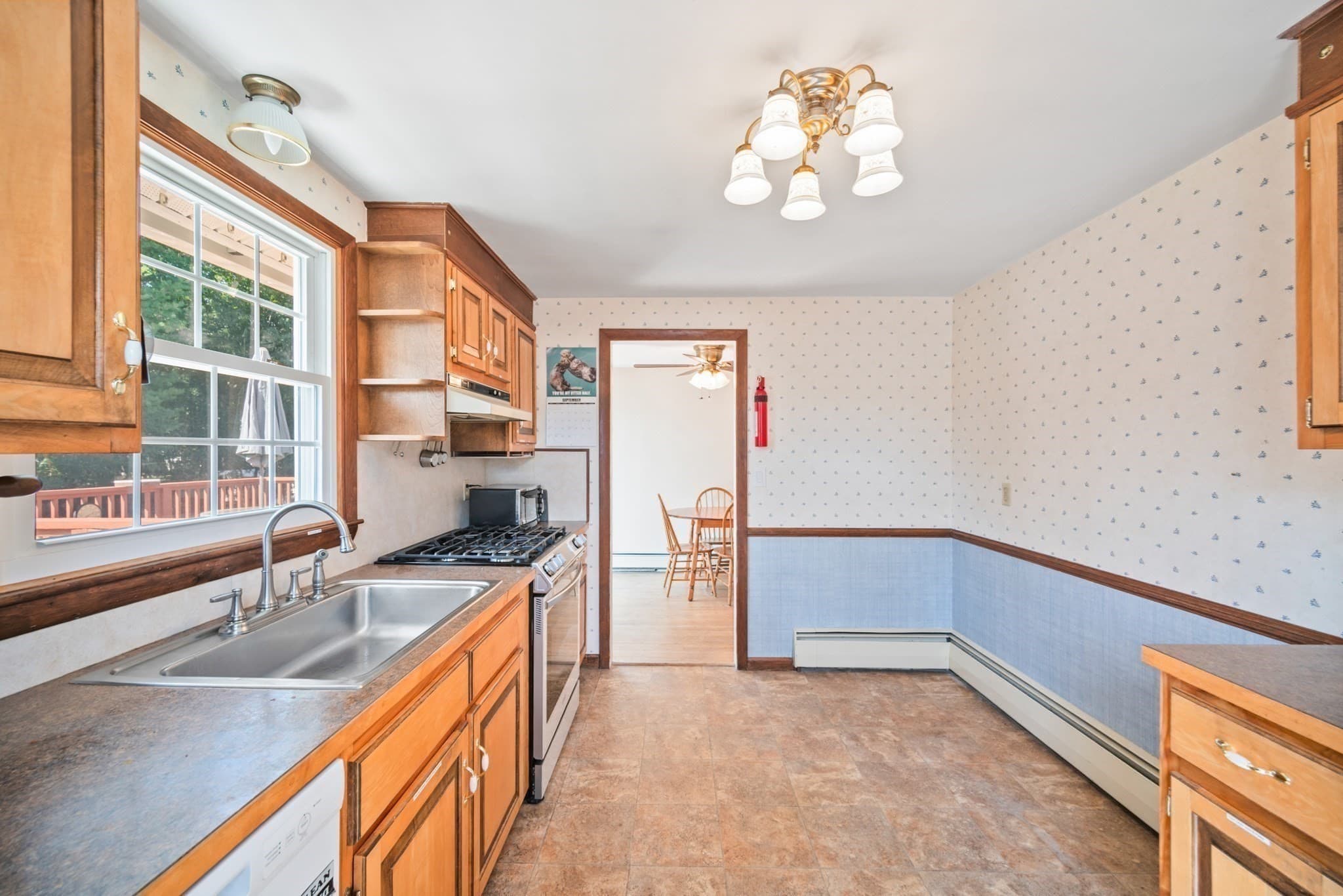 Single Family Residence at 23 Pearson St, Chelmsford MA 01824, Chelmsford, photo 9 of 30