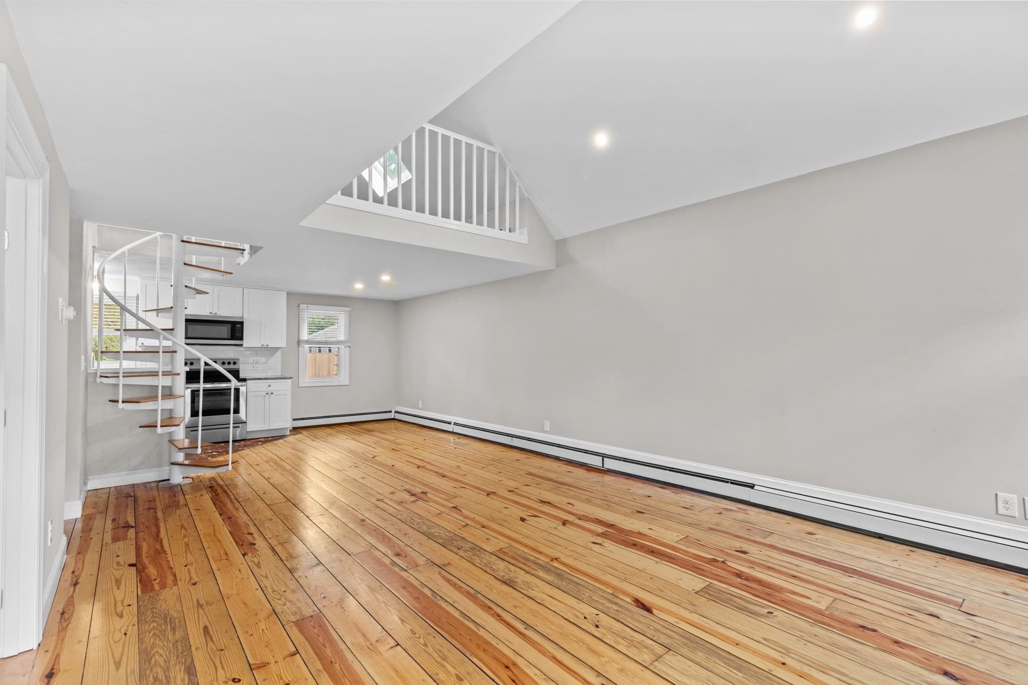 Condominium at 12 State Rd # 2E, Plymouth MA 02360, Plymouth, photo 12 of 37