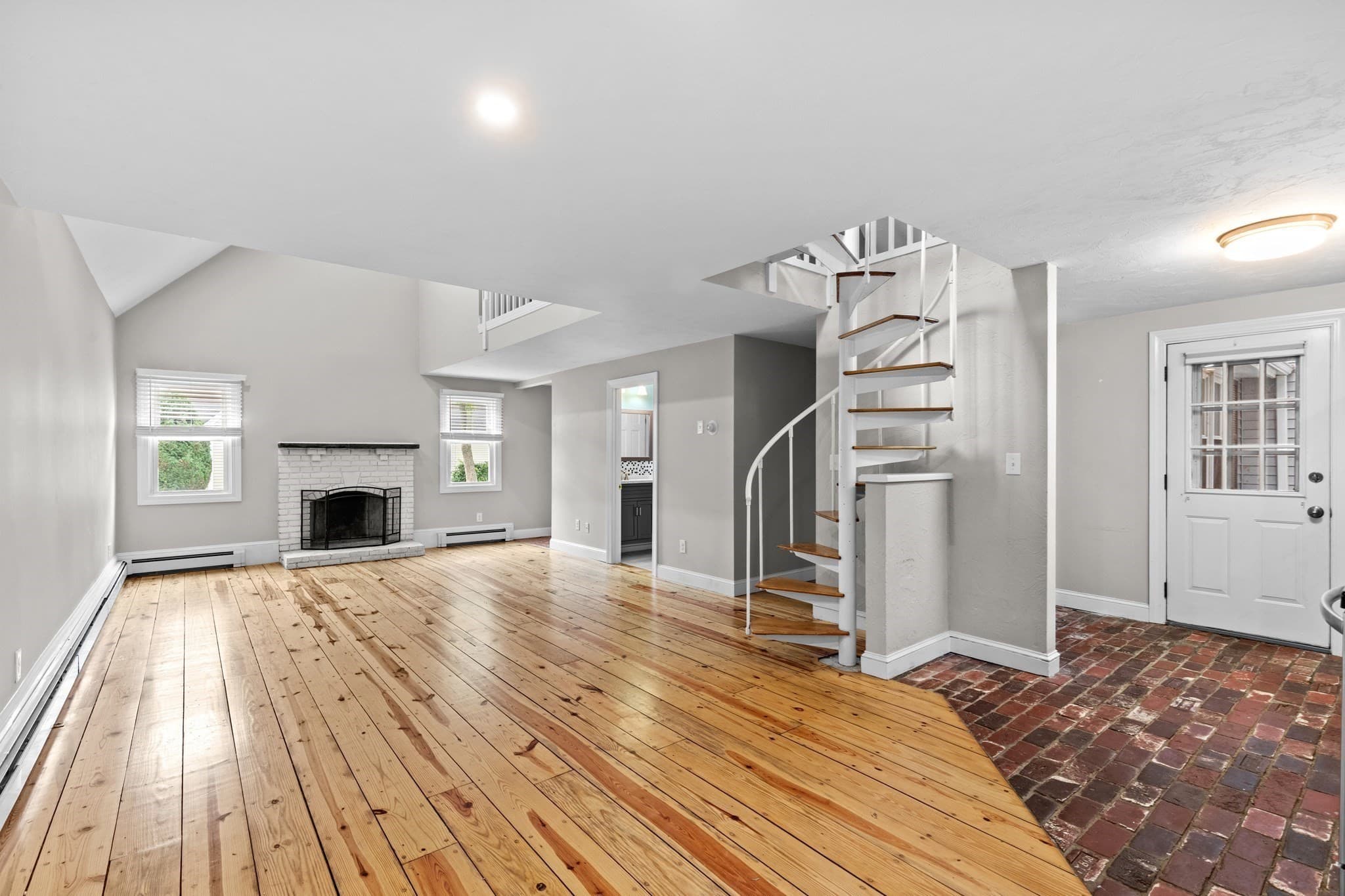 Condominium at 12 State Rd # 2E, Plymouth MA 02360, Plymouth, photo 10 of 37