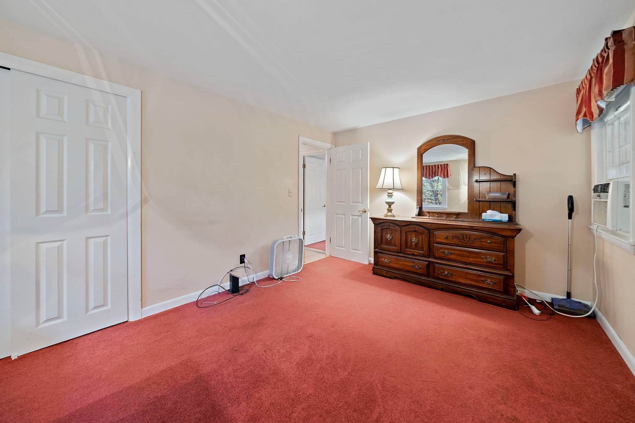Single Family Residence at 305 Mill Street, Randolph MA 02368, Randolph, photo 11 of 27