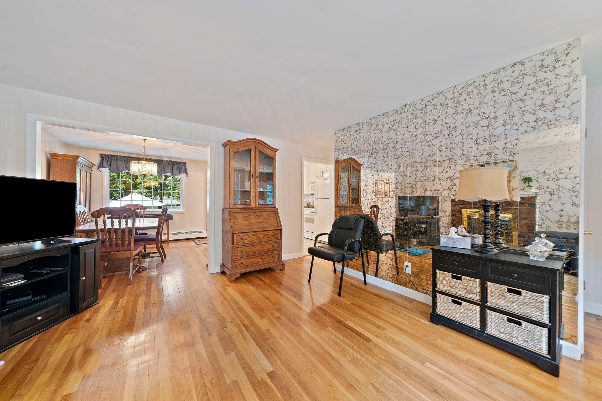 Single Family Residence at 305 Mill Street, Randolph MA 02368, Randolph, photo 4 of 27