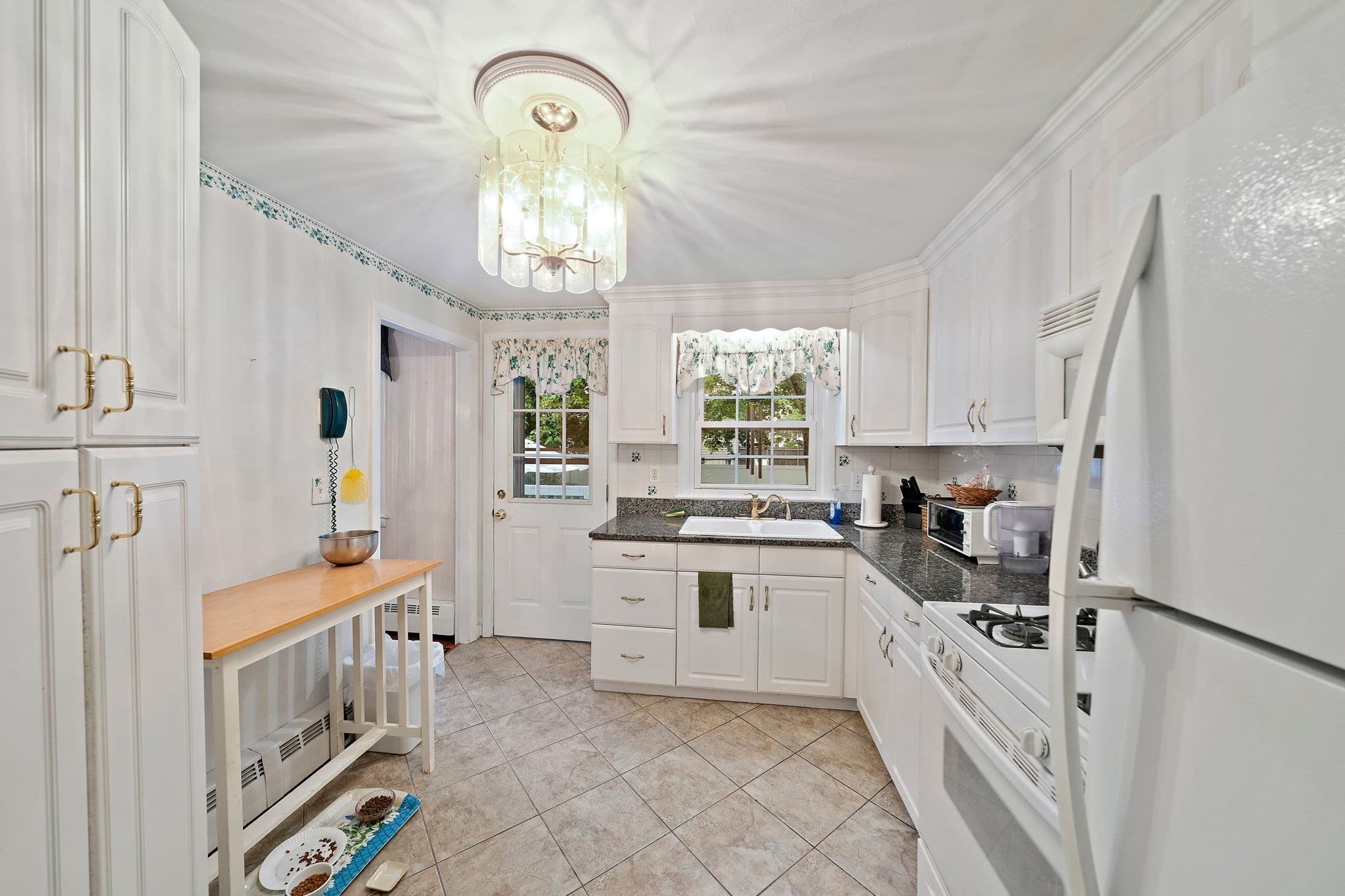 Single Family Residence at 305 Mill Street, Randolph MA 02368, Randolph, photo 8 of 27