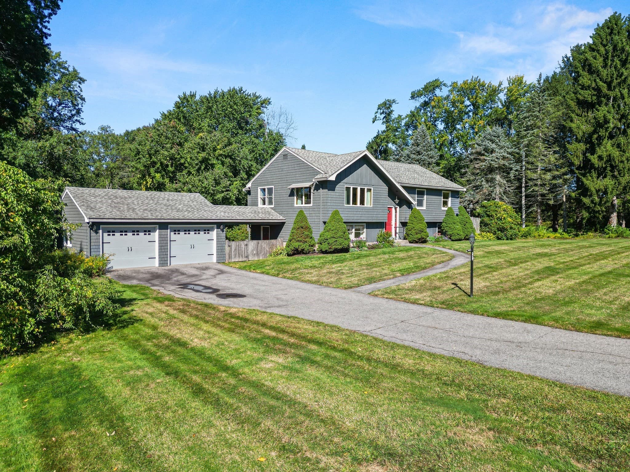 Single Family Residence at 23 Georgetown Rd, West Newbury MA 01985, West Newbury, photo 2 of 39