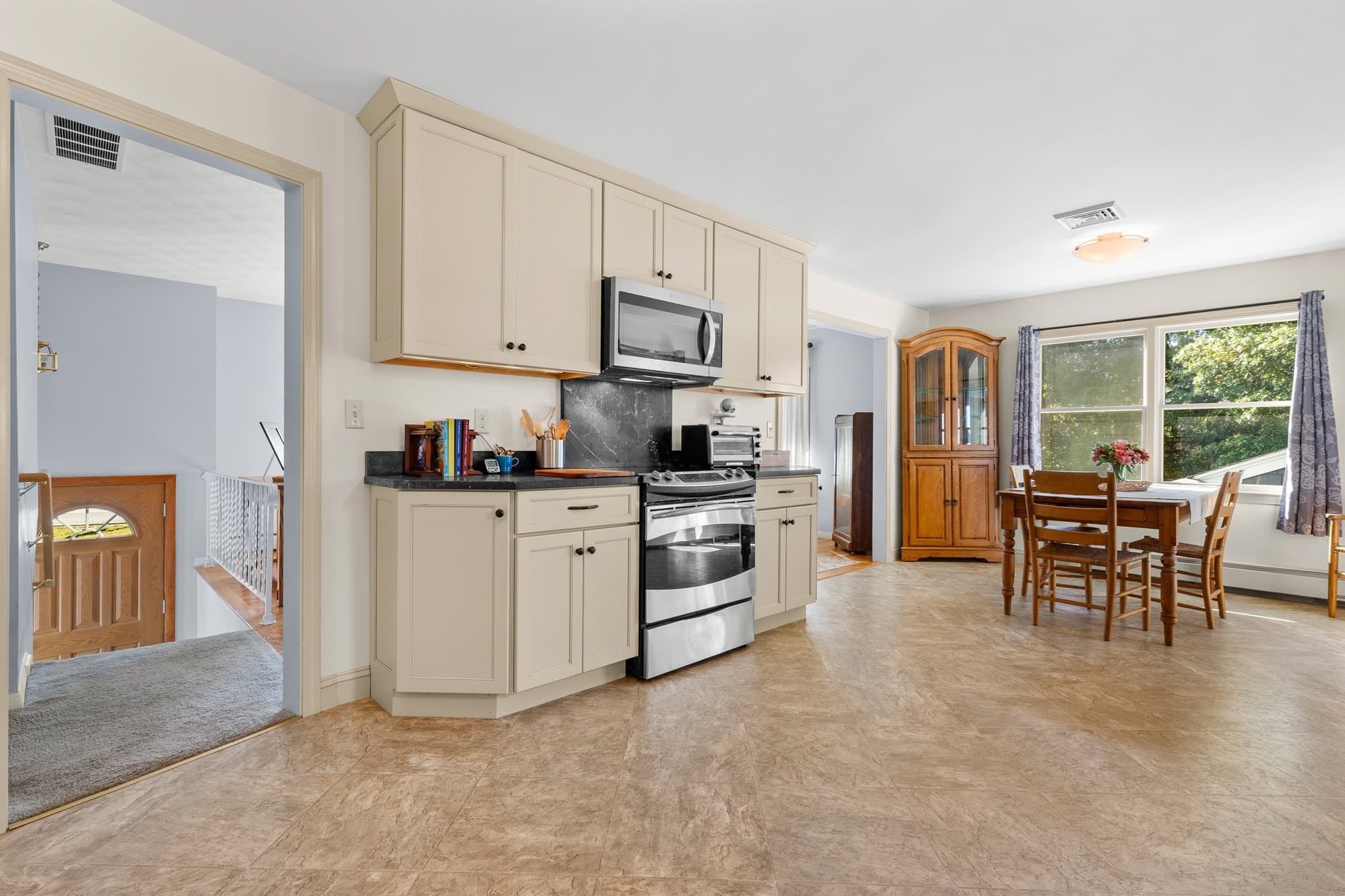 Single Family Residence at 23 Georgetown Rd, West Newbury MA 01985, West Newbury, photo 11 of 39