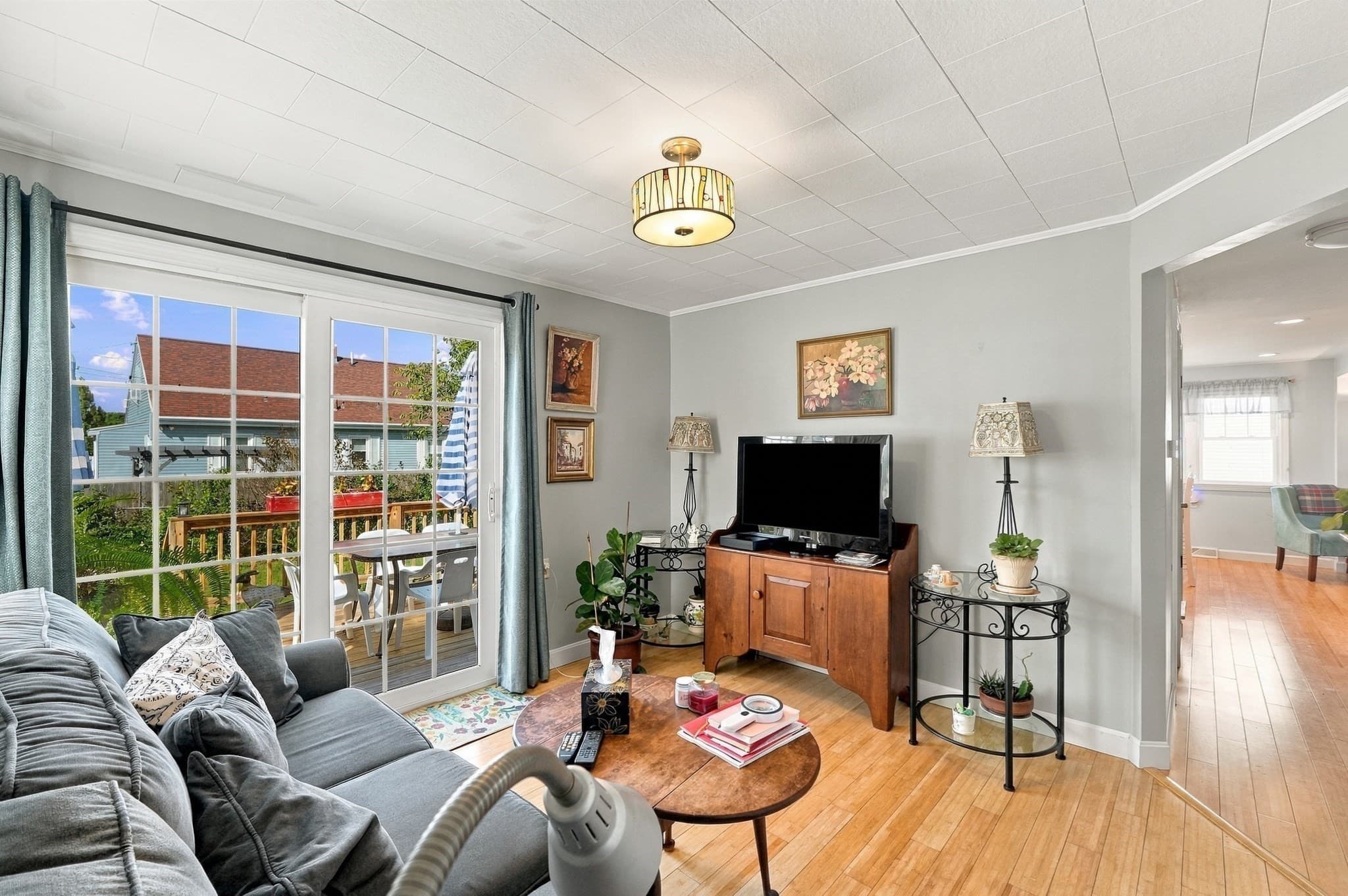 Single Family Residence at 25 Bellevue St, New Bedford MA 02744, New Bedford, photo 10 of 34