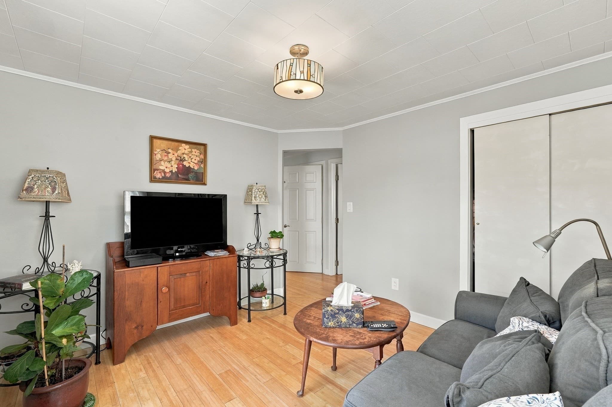 Single Family Residence at 25 Bellevue St, New Bedford MA 02744, New Bedford, photo 11 of 34