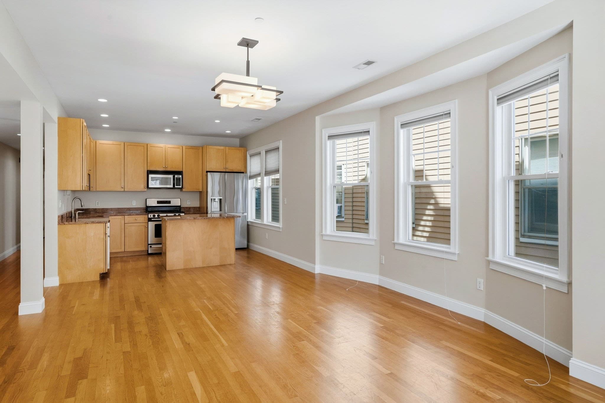 Condominium at 85-87 Francis St. # 3, Brookline MA 02446, Brookline, photo 12 of 35