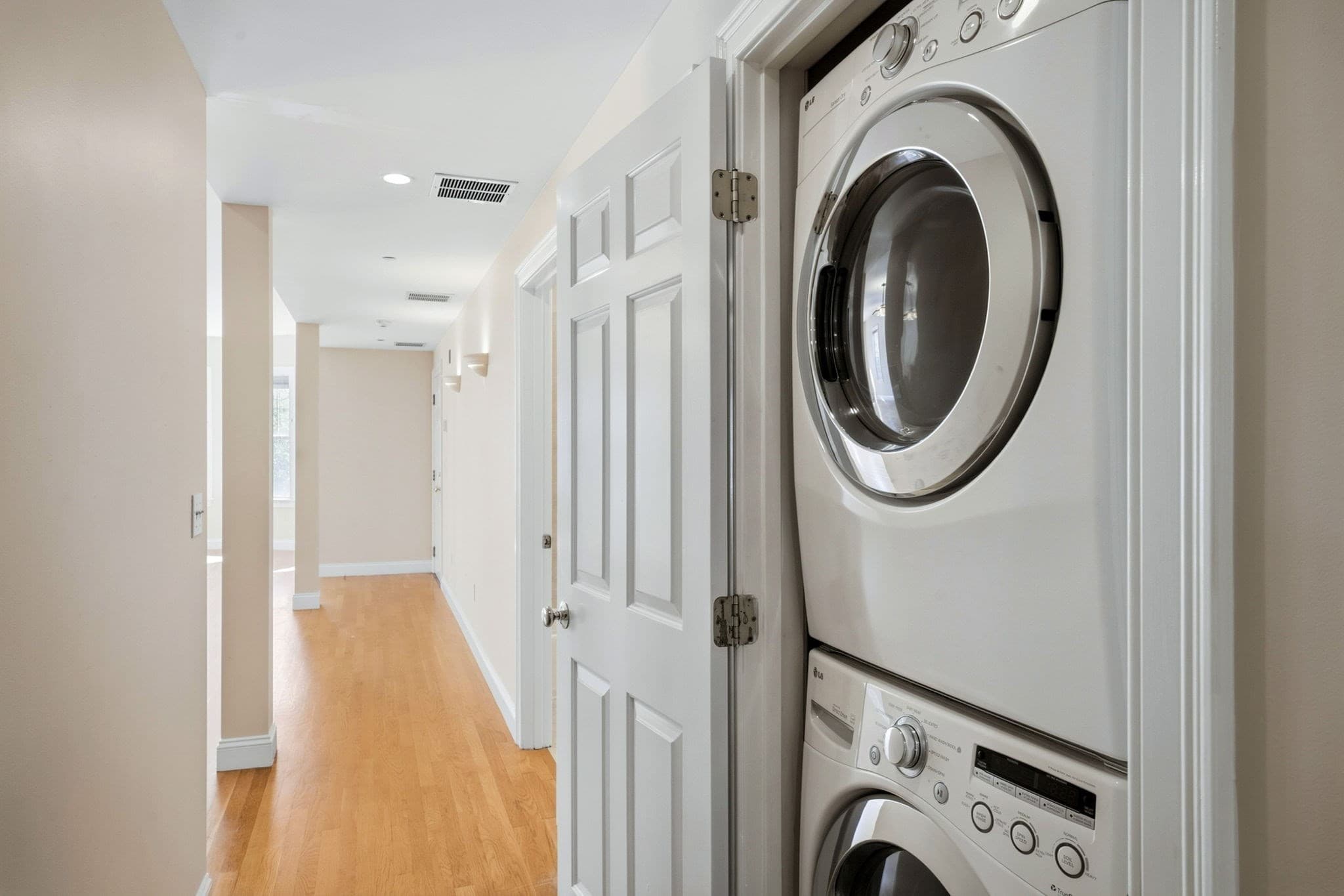 Condominium at 85-87 Francis St. # 3, Brookline MA 02446, Brookline, photo 24 of 35