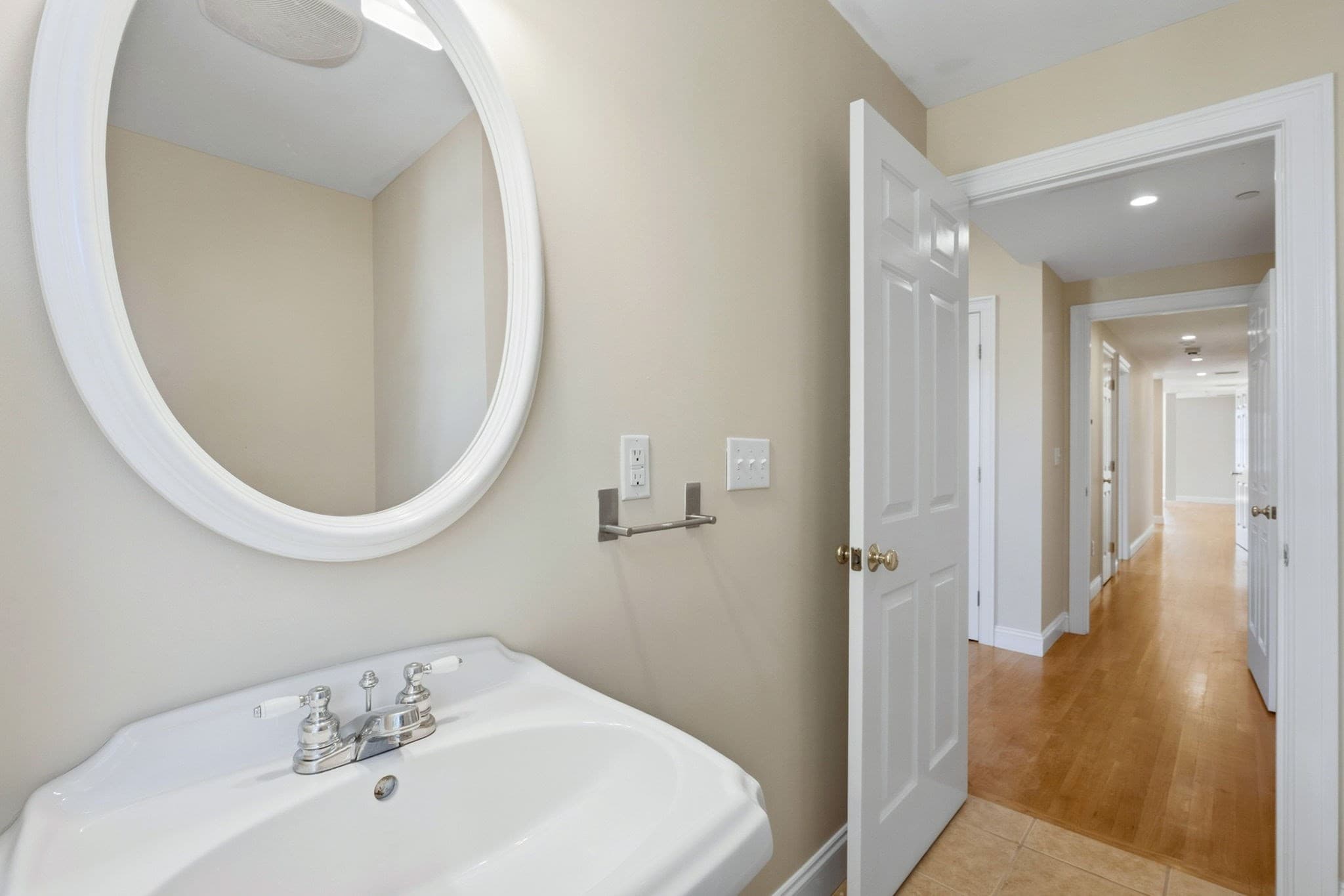 Condominium at 85-87 Francis St. # 3, Brookline MA 02446, Brookline, photo 33 of 35