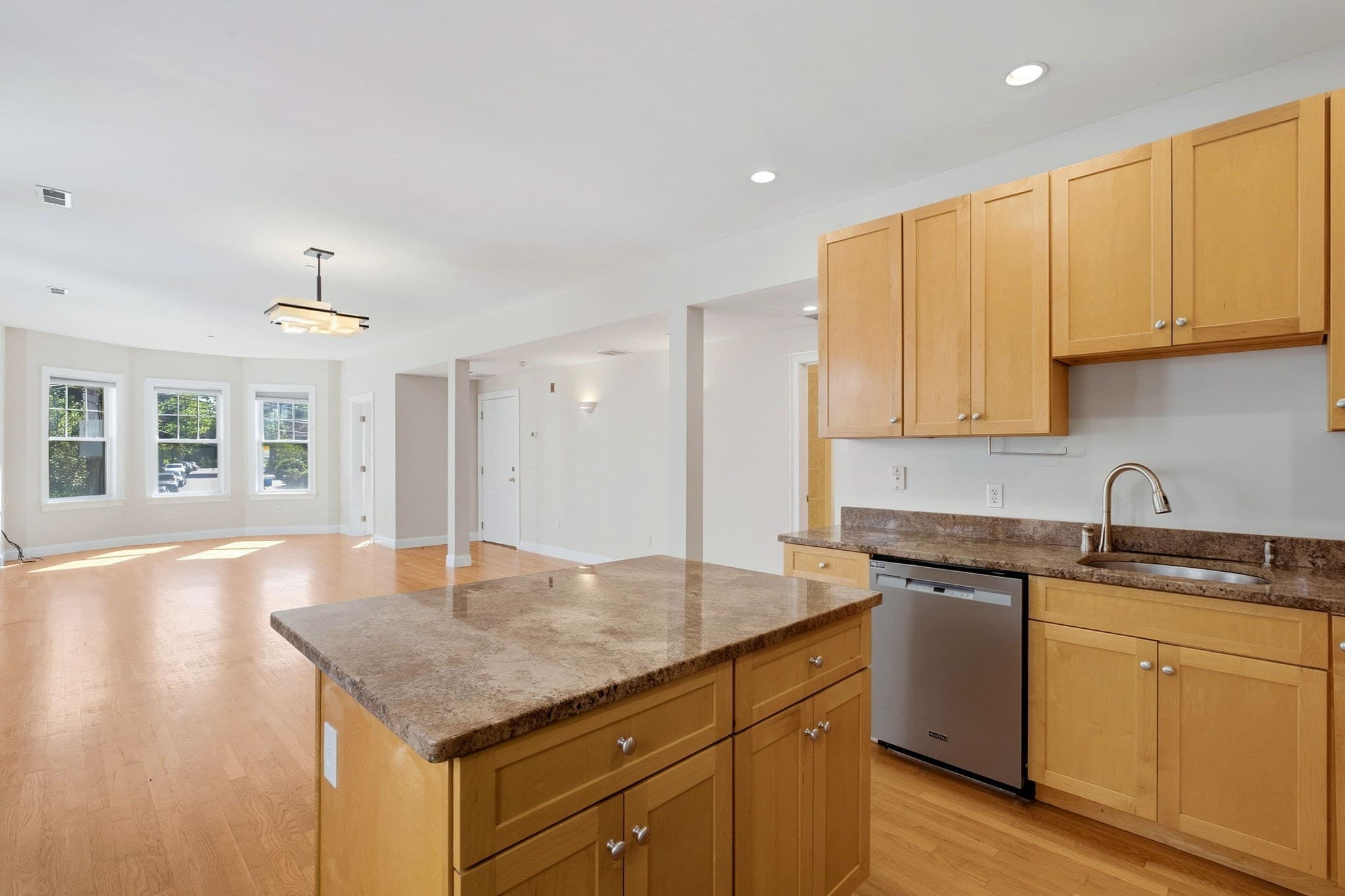 Condominium at 85-87 Francis St. # 3, Brookline MA 02446, Brookline, photo 18 of 35