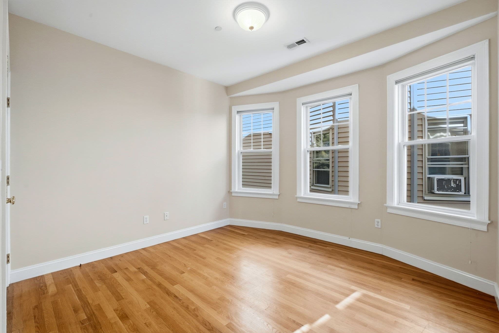 Condominium at 85-87 Francis St. # 3, Brookline MA 02446, Brookline, photo 25 of 35