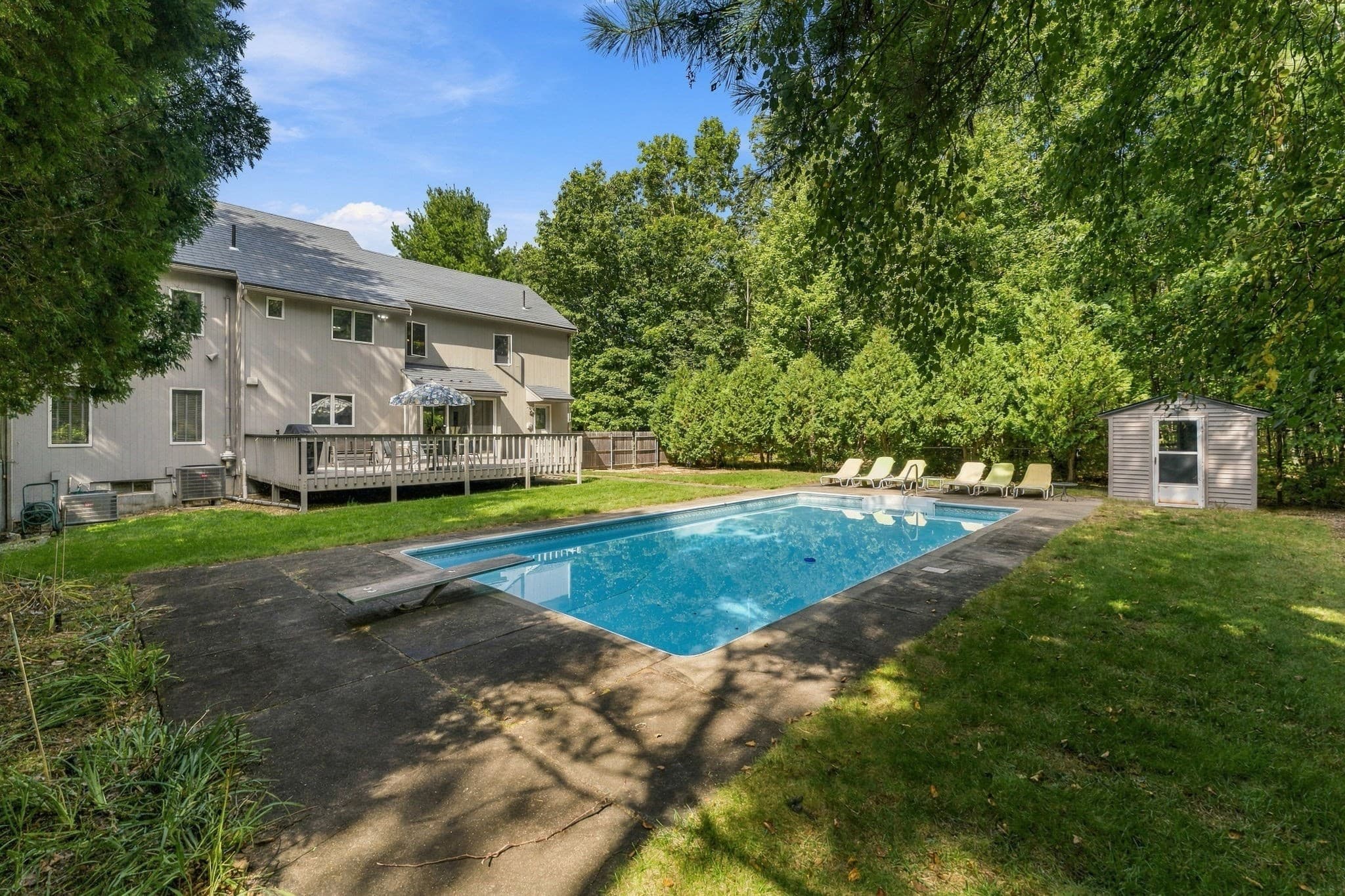 Single Family Residence at 48 Hickory Dr, Worcester MA 01609, Worcester, photo 35 of 42