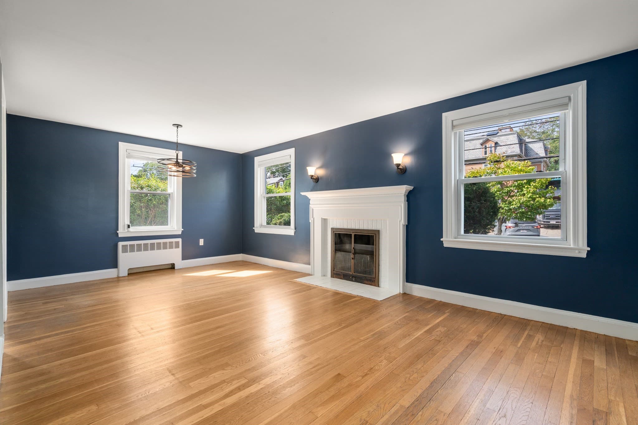 Single Family Residence at 138 Winchester St, Newton MA 02461, Newton, photo 3 of 25