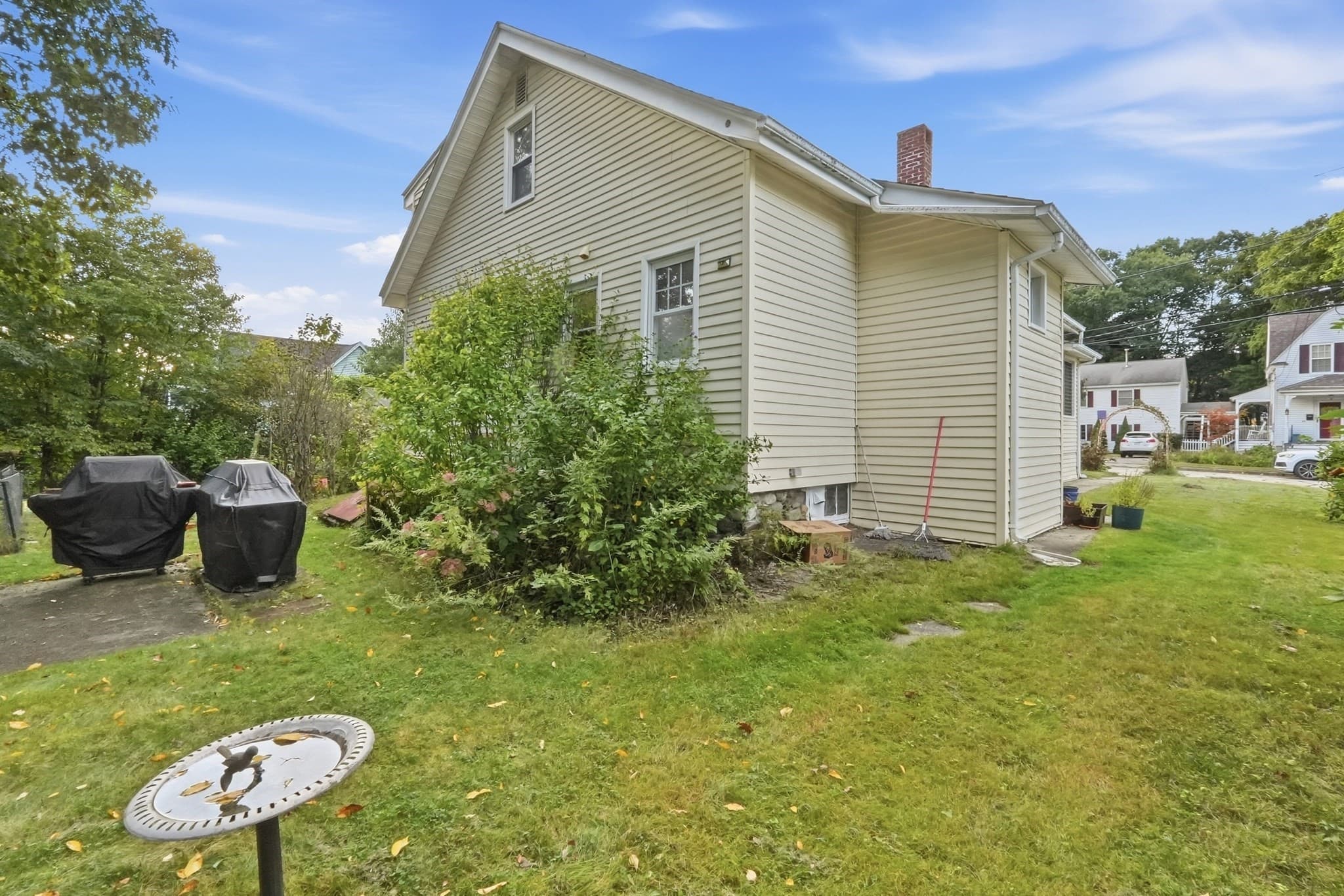 Single Family Residence at 55 Clover St, Worcester MA 01603, Worcester, photo 28 of 35
