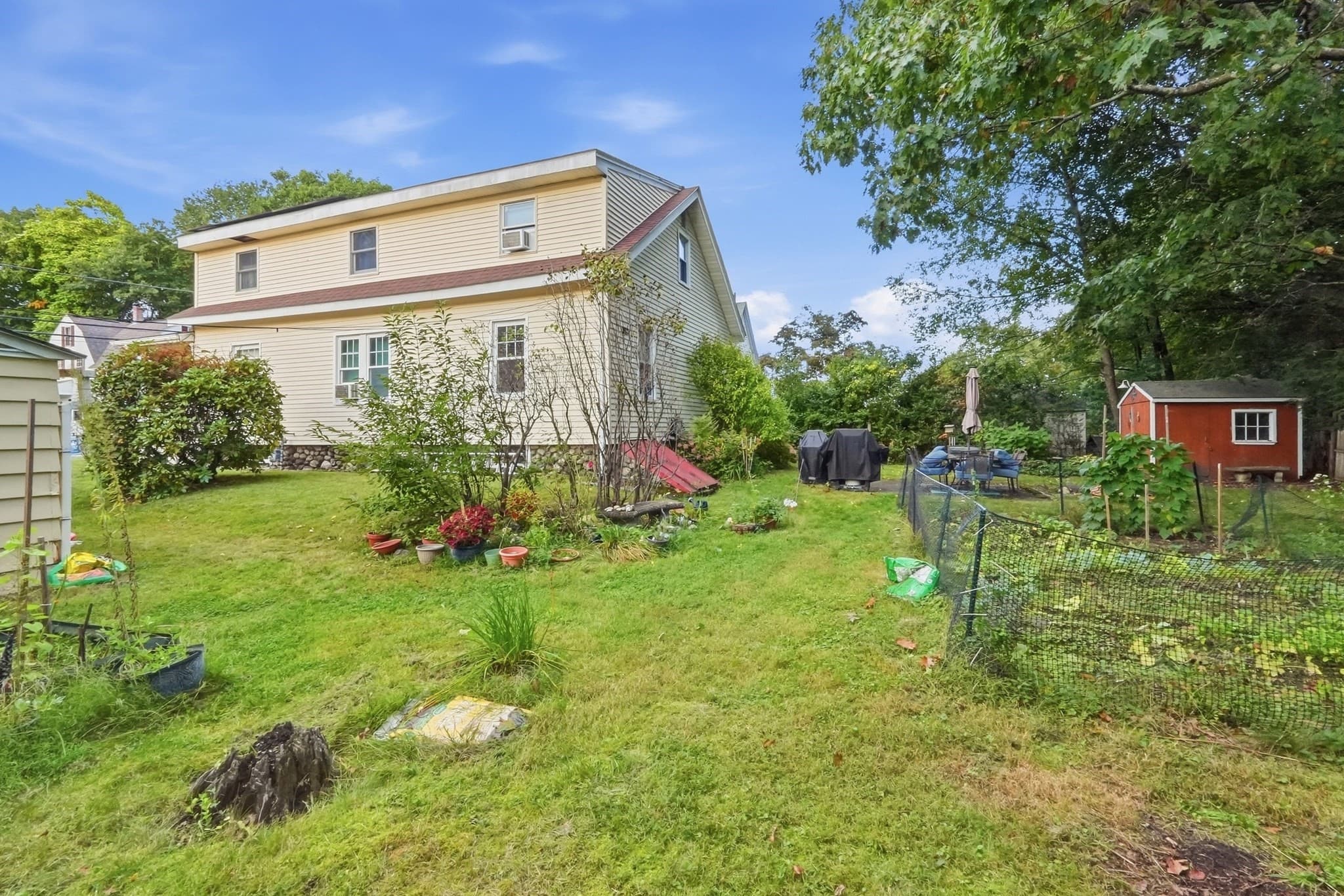Single Family Residence at 55 Clover St, Worcester MA 01603, Worcester, photo 29 of 35