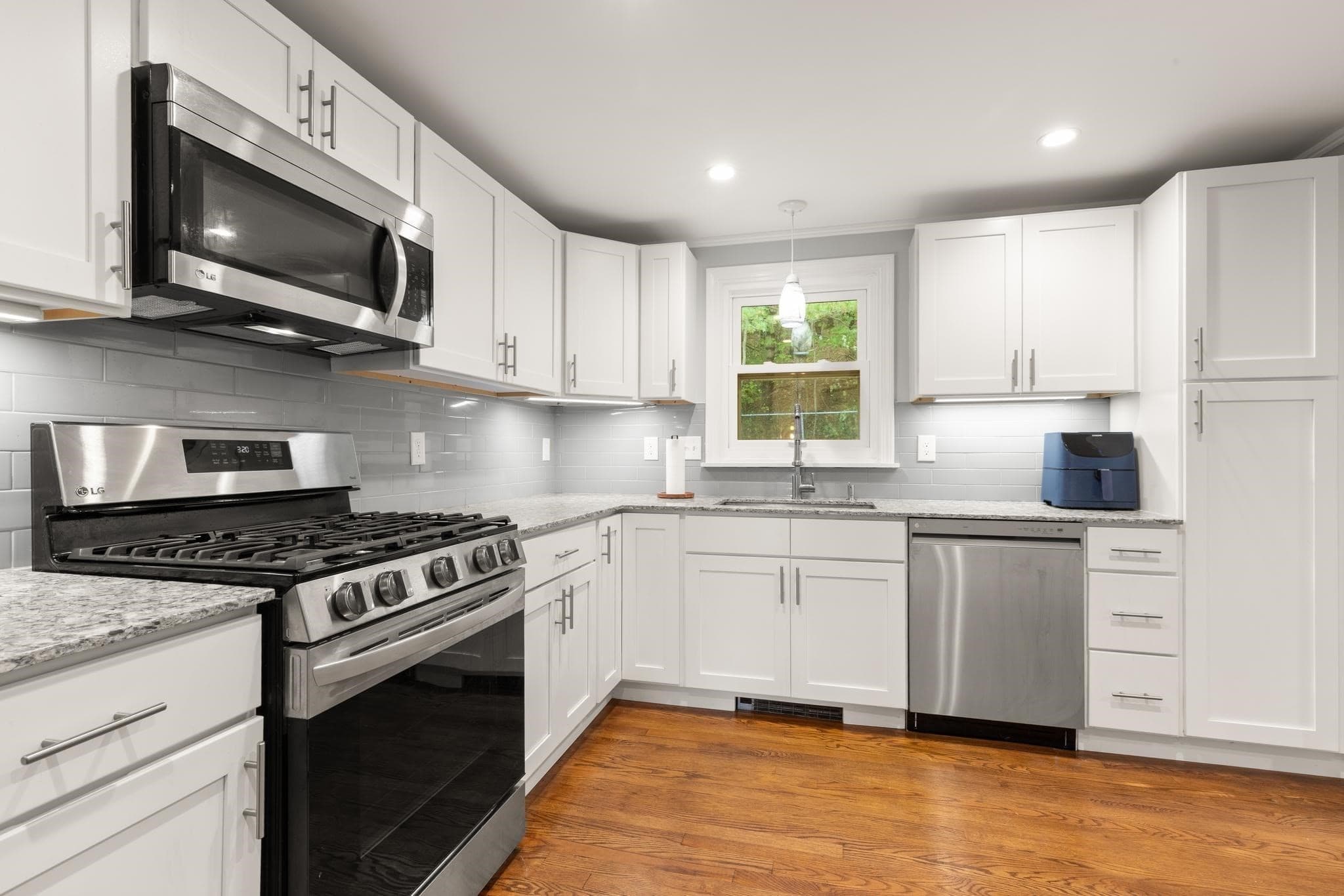 Single Family Residence at 182 Summer St, Maynard MA 01754, Maynard, photo 10 of 32