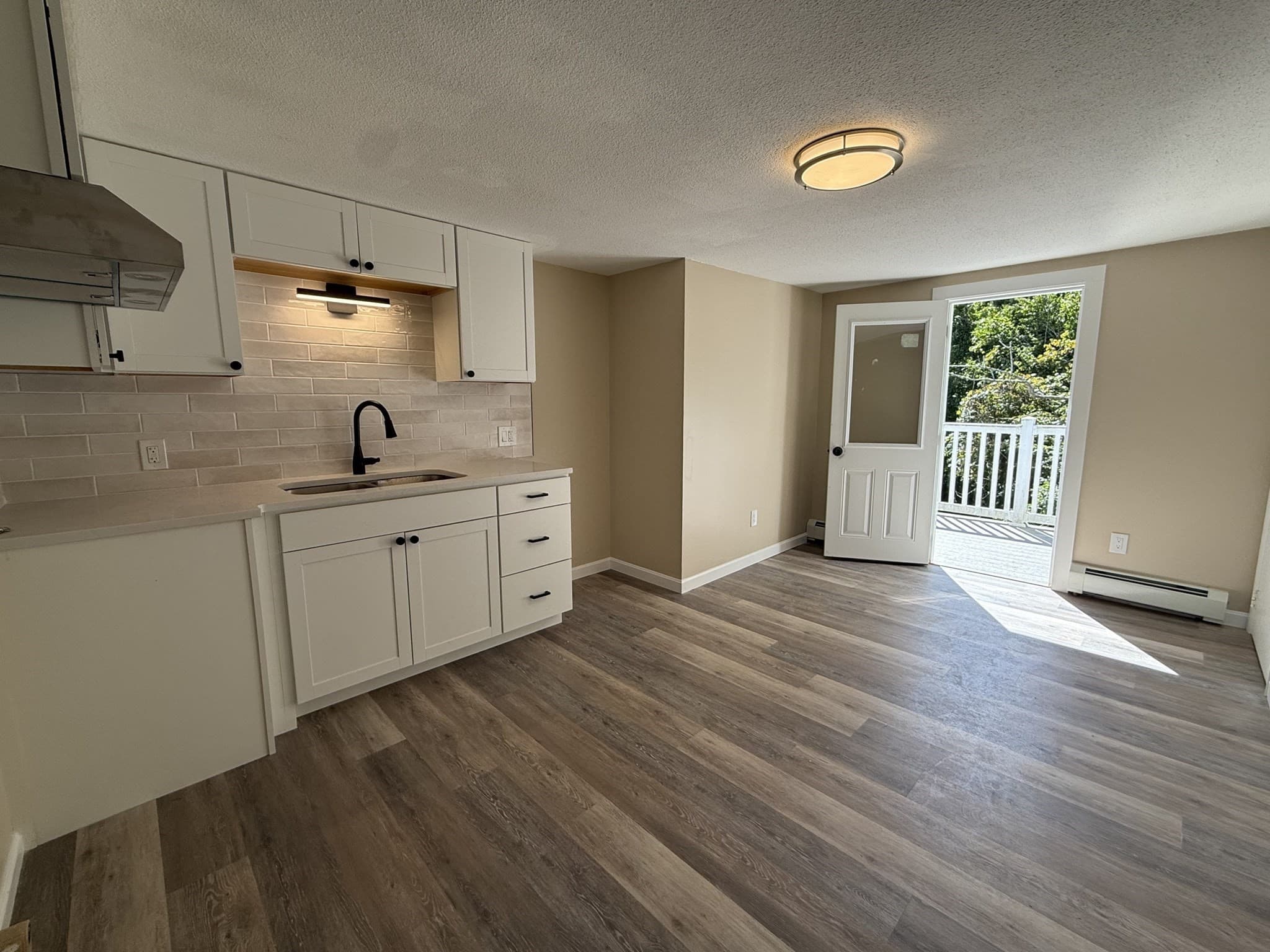 Condominium at 625 Gifford # 2S, Westport MA 02790, Westport, photo 4 of 14