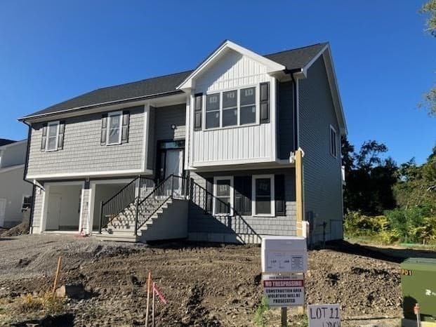 Single Family Residence at 17 Lynch Way, Swansea MA 02726, Swansea, photo 2 of 16