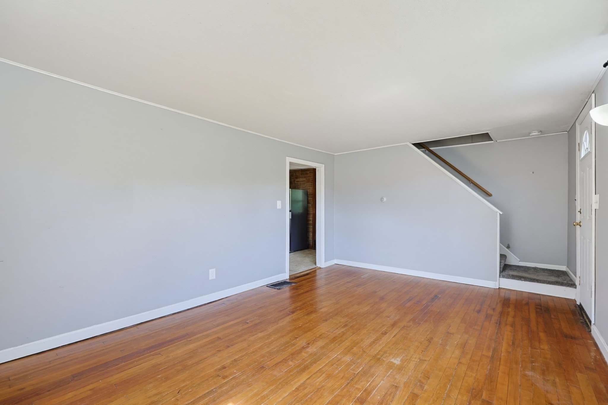 Single Family Residence at 80 Hill Ave, Franklin MA 02038, Franklin, photo 7 of 27