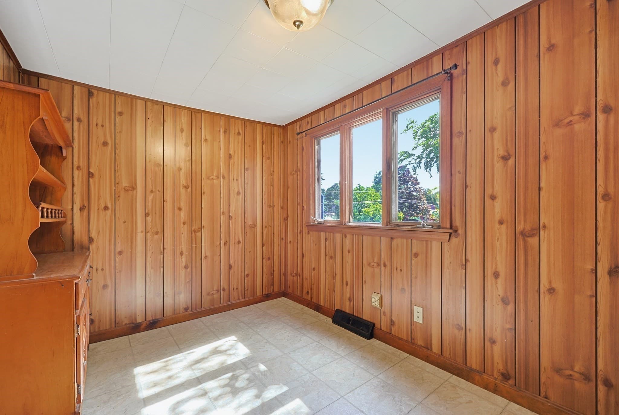 Single Family Residence at 80 Hill Ave, Franklin MA 02038, Franklin, photo 15 of 27