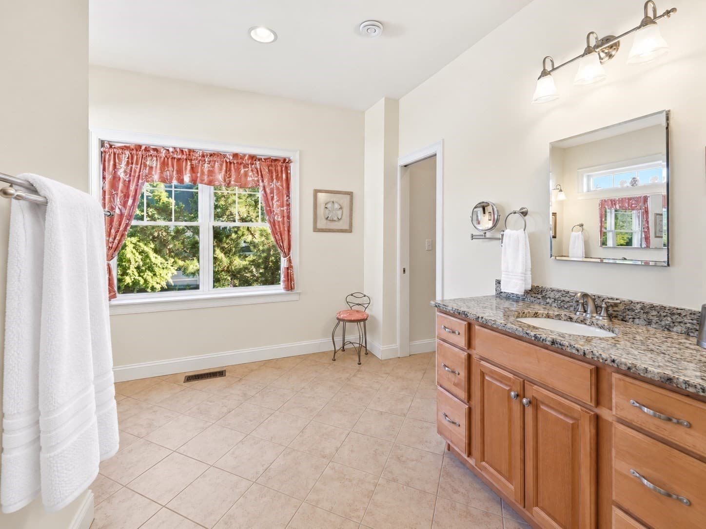 Condominium at 10 Cheyenne Valley Road # 10, Westford MA 01886, Westford, photo 18 of 42