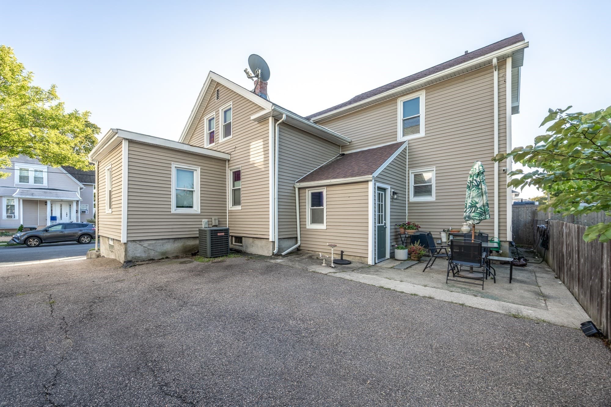 Single Family Residence at 58 Russell Ave, East Providence RI 02914, East Providence, photo 6 of 32