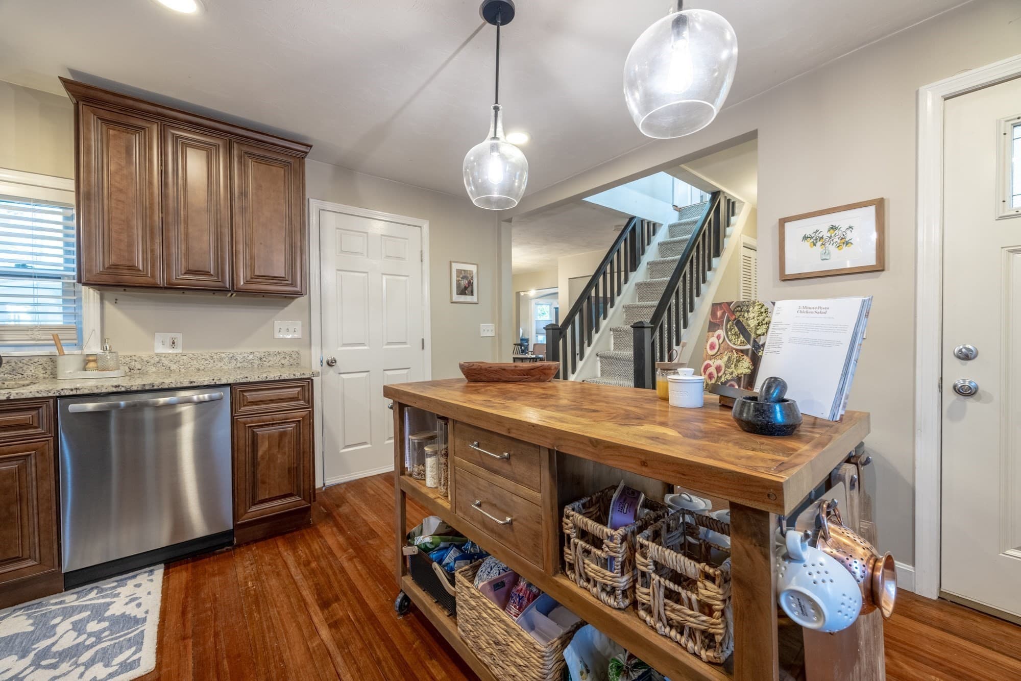 Single Family Residence at 58 Russell Ave, East Providence RI 02914, East Providence, photo 11 of 32