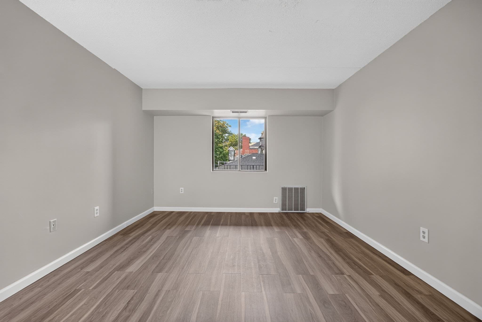Condominium at 390 Broadway # 35, Somerville MA 02145, Somerville, photo 9 of 28