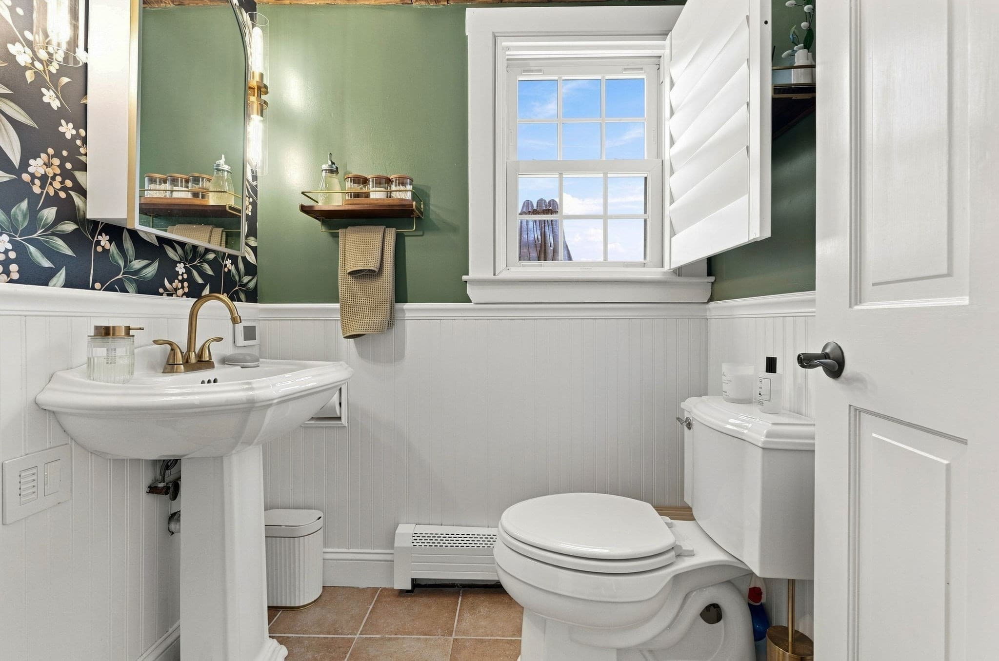 Single Family Residence at 554 High St, Hanson MA 02341, Hanson, photo 16 of 37