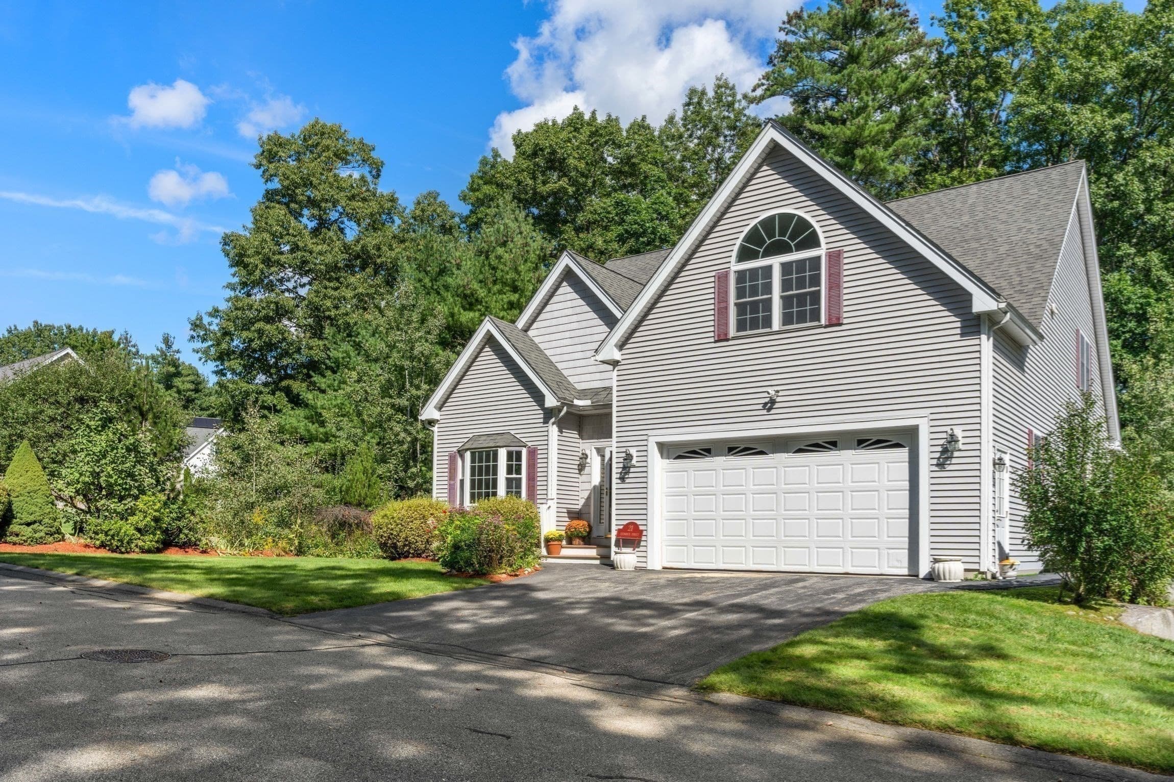 Single Family Residence at 21 Steinbeck St, Tyngsborough MA 01879, Tyngsborough, photo 5 of 36