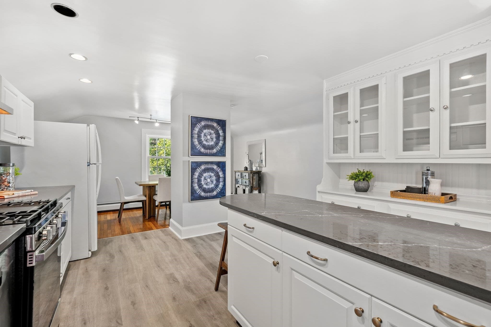 Condominium at 33-35 Green St # 3, Boston MA 02130, photo 12 of 41